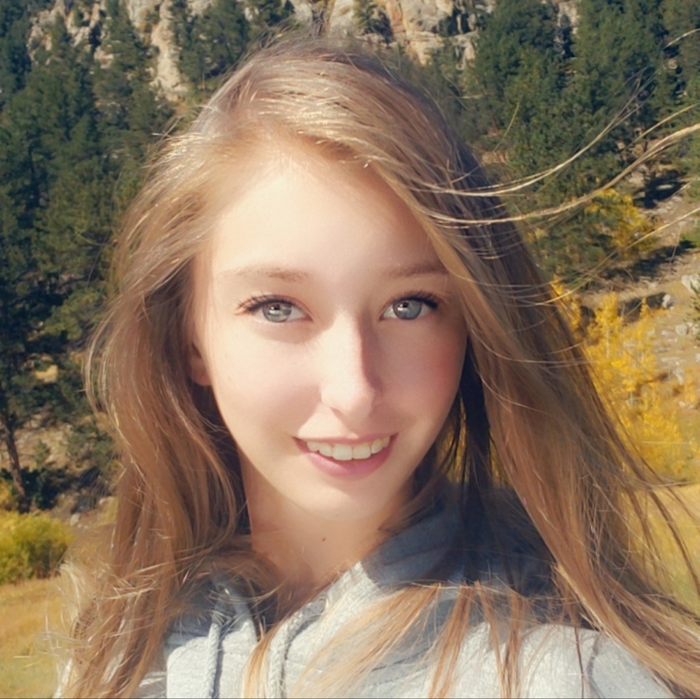 Meet your Posher, Kayla